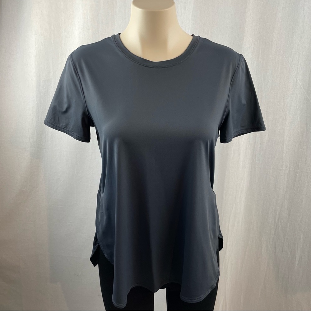 Athleta Dark Grey (Matches ALO Yoga Anthracite) Short Sleeve Hi-Low T-Shirt S